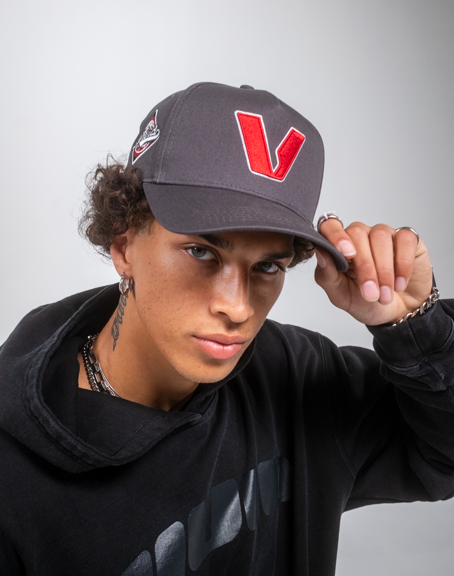 Big "V" Hat